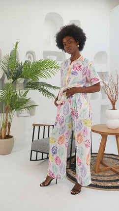 Ensemble Pantalon et Chemise à Motifs Tropicaux
