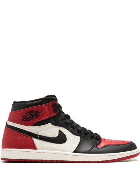 Nike Air Jordan 1 Retro High Bred Toe