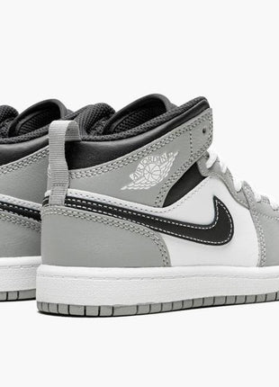 Nike Air Jordan 1 Mid Gris Fumée Clairpour Homme.