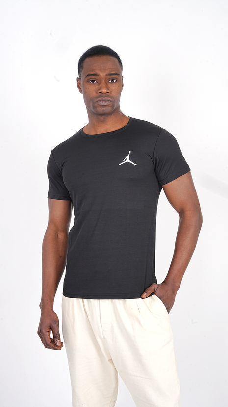 T-Shirt Sportif Noir Dynamique