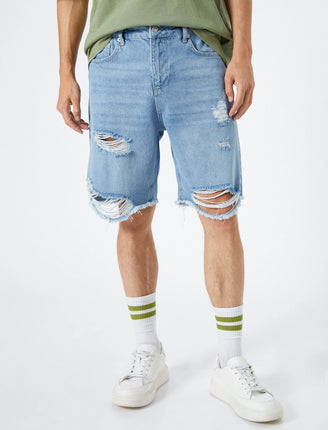 Short en Jean Déchiré pour Homme