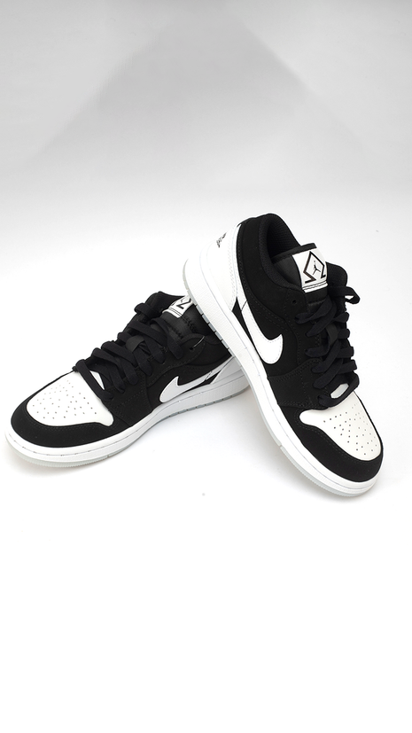 Nike Air Jordan 1 Low Panda Pour Femmes
