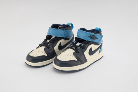 Baskets Air Jordan 1 Crib bootie pour enfant.