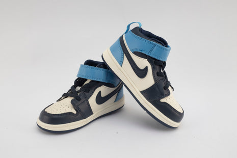 Baskets Air Jordan 1 Crib bootie pour enfant.