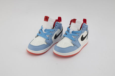 Baskets Nike Air Jordan 1 Tricolore pour enfant.