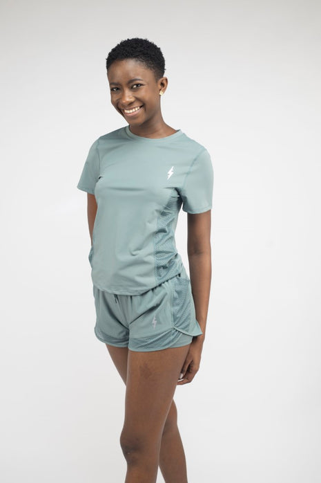 Ensemble de sport femme, Short de sport et le T-shirt manches courtes fitness.