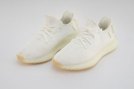 Baskets Adidas Yeezy Boost 350 v2 Blanc.