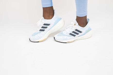 Baskets Adidas pour femme.