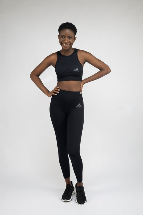 Ensemble Adidas Sport Set Leggings et Top Soutien de Fitness.