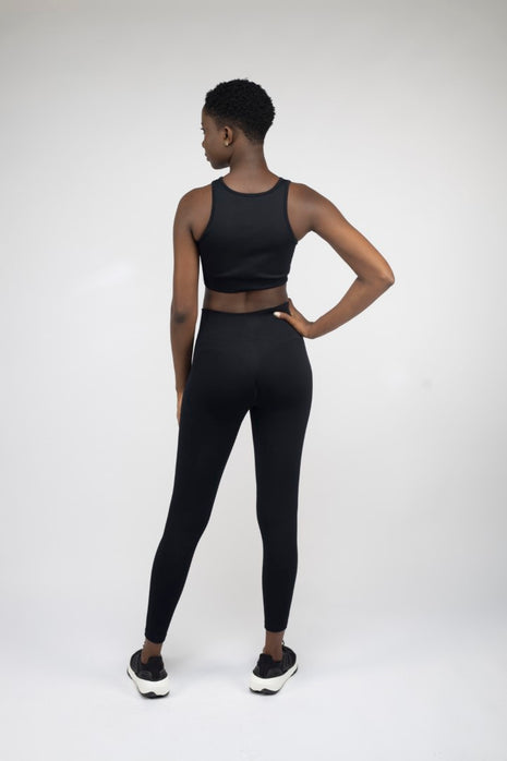 Ensemble Adidas Sport Set Leggings et Top Soutien de Fitness.