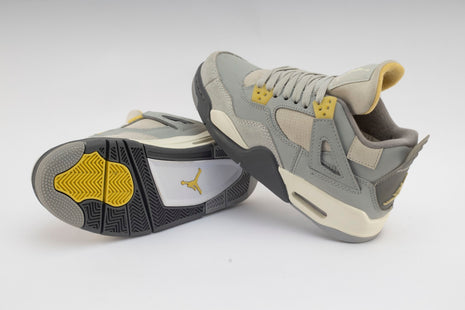 Baskets Air Jordan 4 SE Craft.