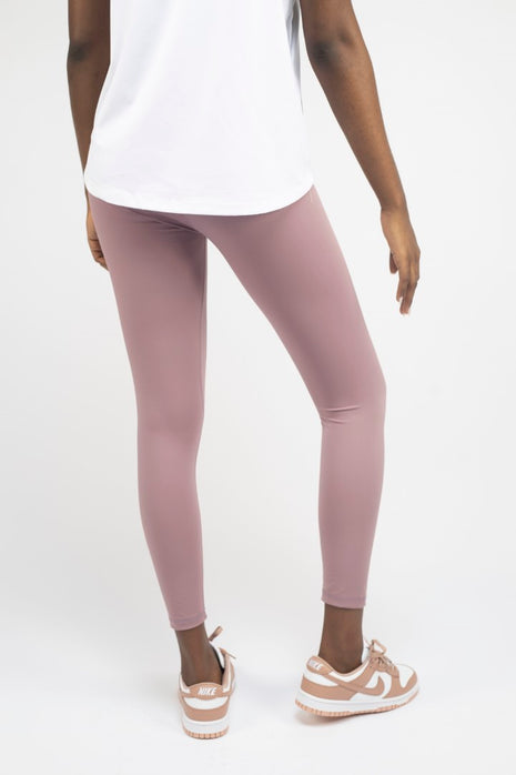 legging Nike à taille haute pour femme.