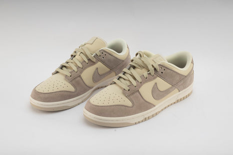 Nike Dunk Low SE pour Femme.