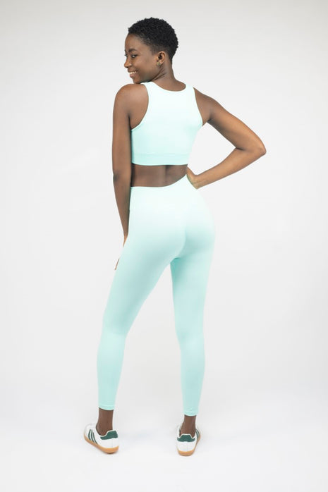 Ensemble Adidas bleu ciel de sport leggings et Top de Fitness.