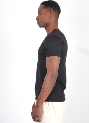 T-Shirt Sportif Noir Dynamique