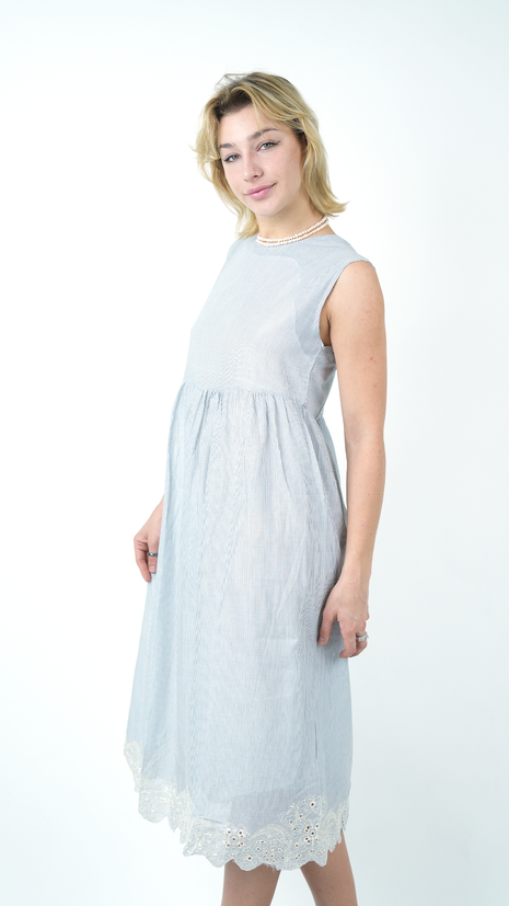 Robe Midi Rayée Bleu Ciel avec Détail en Dentelle