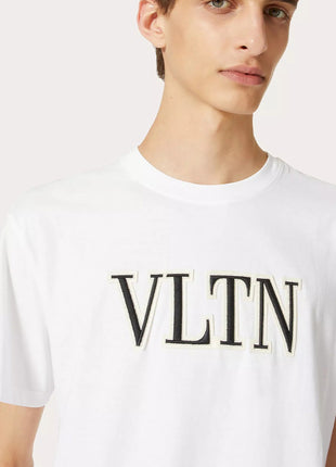 T-Shirt Valentino Élégance Urbaine