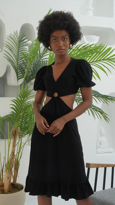 Robe Asymétrique Noire Décolletée