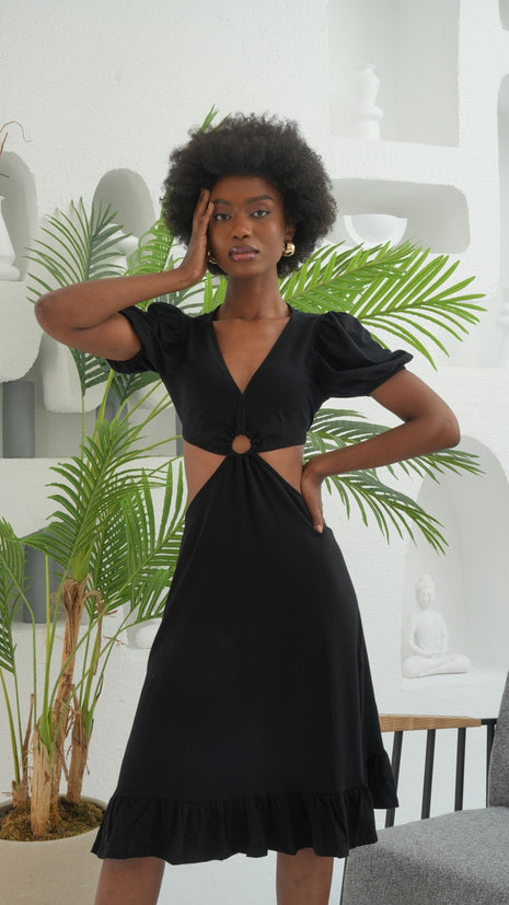 Robe Asymétrique Noire Décolletée