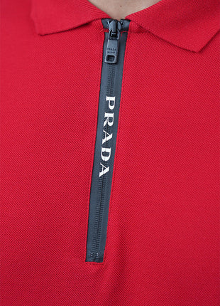 T-shirt Prada Élégant à Fermeture Zippée-Rouge