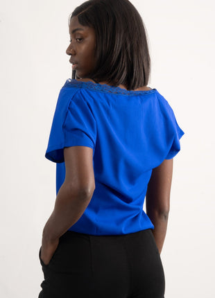 Blouse Chic Bleu Cobalt avec Dentelle Délicate