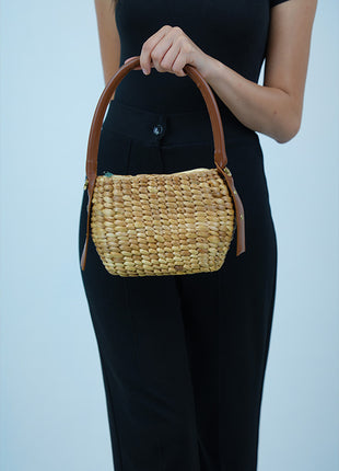 Sac Artisanal en Osier avec Finitions en Cuir