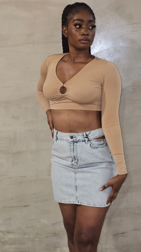 Crop Top  Nude à Découpe Ronde