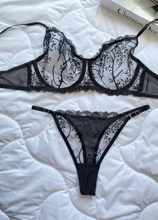 Lingerie Élégante en Dentelle Noire