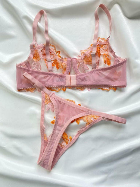 Ensemble de Lingerie Rose en Dentelle avec Broderie Florale Orange