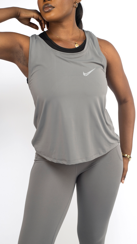 Ensemble de Sport Femme Nike Gris