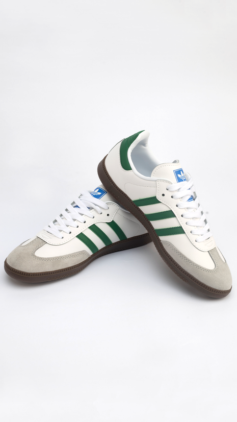 Baskets Adidas Classiques Blanches Avec Détails en Vert