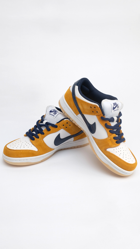 Nike SB Dunk Low - Jaune et Bleu Marine